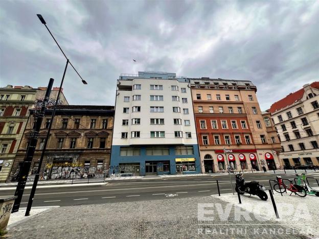 Pronájem kanceláře, Praha - Holešovice, Dukelských hrdinů, 268 m2