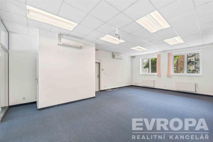 Pronájem kanceláře, Praha - Holešovice, Dukelských hrdinů, 268 m2