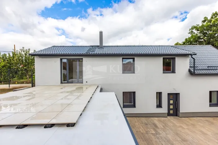 Prodej rodinného domu, Horky nad Jizerou, 186 m2