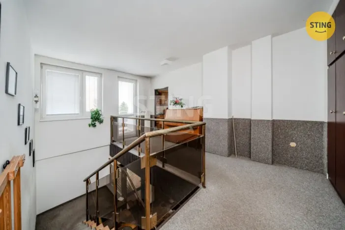 Prodej vily, Vřesina, 300 m2