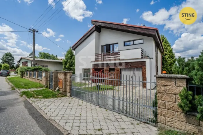 Prodej rodinného domu, Vřesina, 300 m2