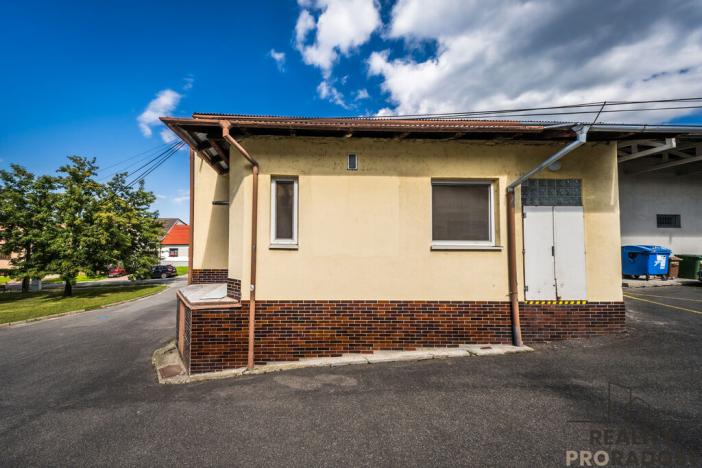 Prodej komerční nemovitosti, Tvarožná Lhota, 278 m2