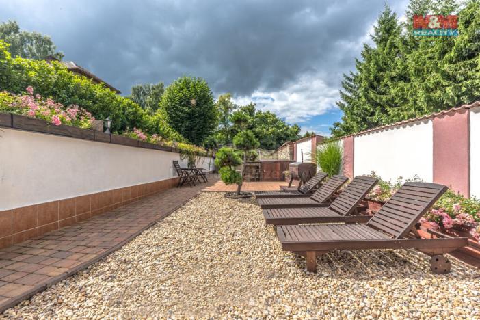 Prodej rodinného domu, Nová Paka - Štikov, 220 m2