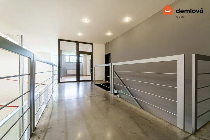 Prodej komerční nemovitosti, Orlová, Polní, 435 m2