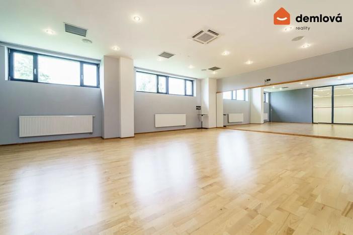 Prodej komerční nemovitosti, Orlová, Polní, 435 m2