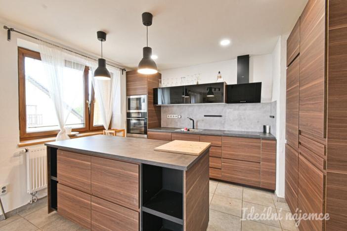 Pronájem bytu 3+kk, Žďár nad Sázavou - Žďár nad Sázavou 2, U Pily, 75 m2