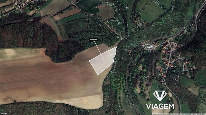 Prodej pole, Zákolany, 18720 m2