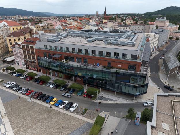 Pronájem obchodního prostoru, Teplice, 32 m2