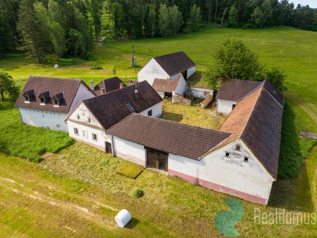 Prodej zemědělské usedlosti, Dolní Třebonín, 1300 m2