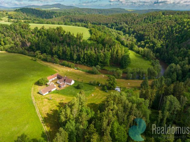 Prodej zemědělské usedlosti, Dolní Třebonín, 1300 m2