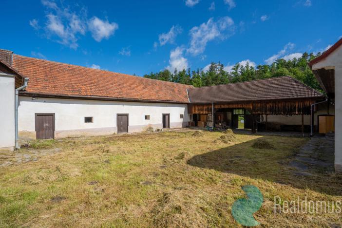 Prodej zemědělské usedlosti, Dolní Třebonín, 1300 m2