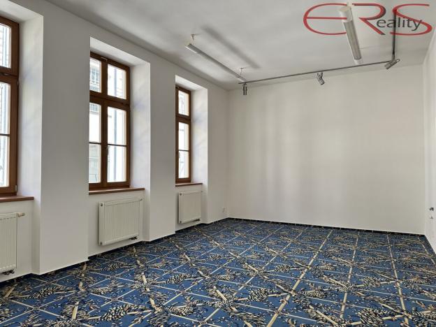 Pronájem obchodního prostoru, Jablonec nad Nisou, Lidická, 342 m2