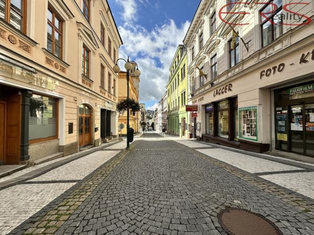 Pronájem obchodního prostoru, Jablonec nad Nisou, Lidická, 342 m2