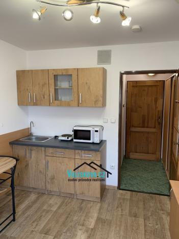 Pronájem bytu 1+kk, Kroměříž, Moravcova, 30 m2