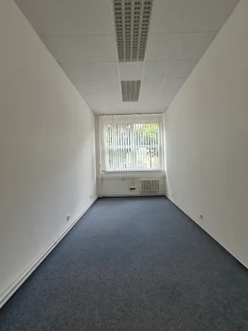 Pronájem kanceláře, Praha - Smíchov, Drtinova, 21 m2