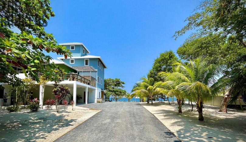 Prodej rodinného domu, Coxen Hole, Roatán, Honduras, 1022 m2