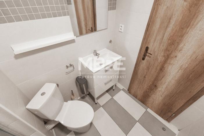 Pronájem bytu 3+1, Horní Město - Skály, 79 m2