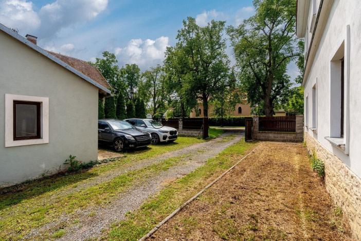 Prodej výrobních prostor, Hrušová, 1100 m2