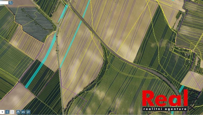 Prodej komerčního pozemku, Kyjov, 49606 m2