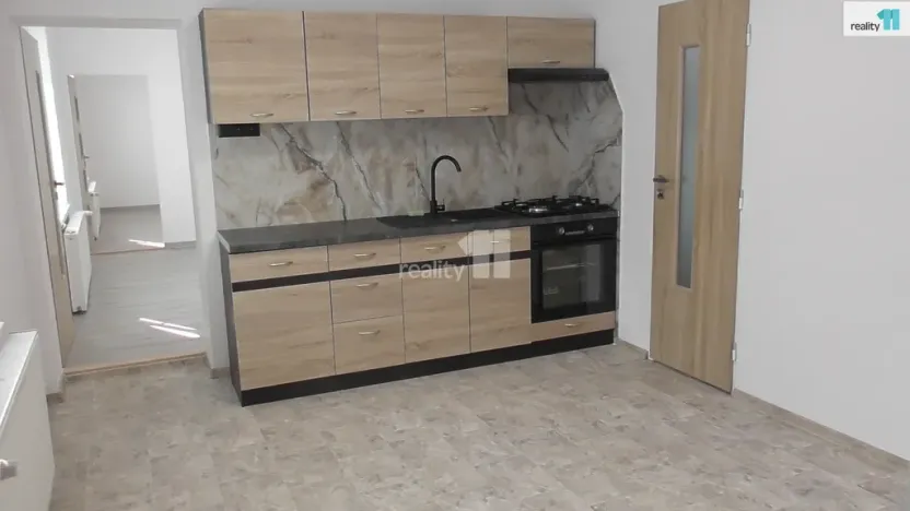Pronájem bytu 2+1, Ostrava - Mariánské Hory, Mojmírovců, 85 m2