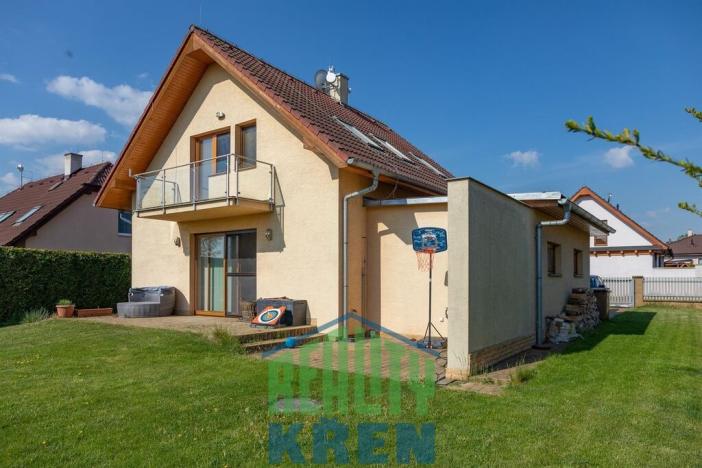 Pronájem rodinného domu, Hovorčovice, U Slunečnic, 154 m2