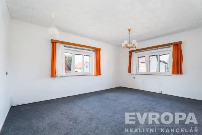 Prodej vily, Praha - Dolní Počernice, Listopadová, 139 m2