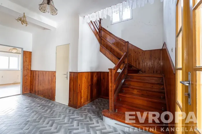 Prodej vily, Praha - Dolní Počernice, Listopadová, 139 m2