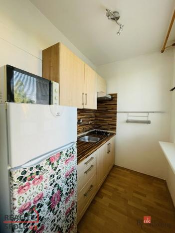 Prodej bytu 1+1, Praha - Prosek, Veltruská, 35 m2