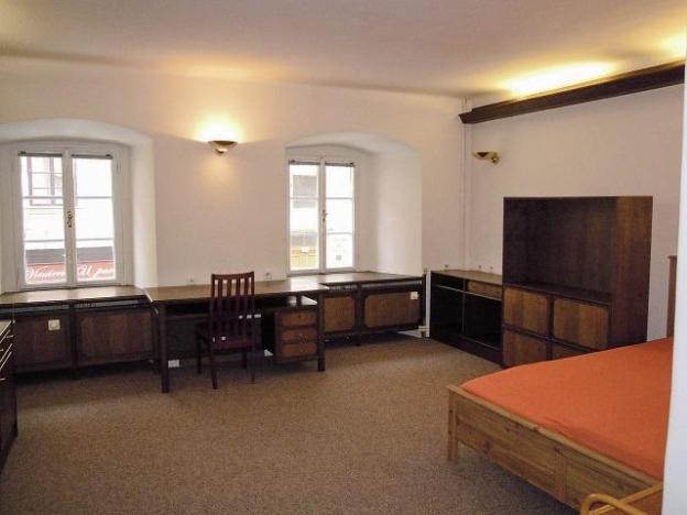 Prodej činžovního domu, Pardubice - Pardubice-Staré Město, Pernštýnská, 209 m2