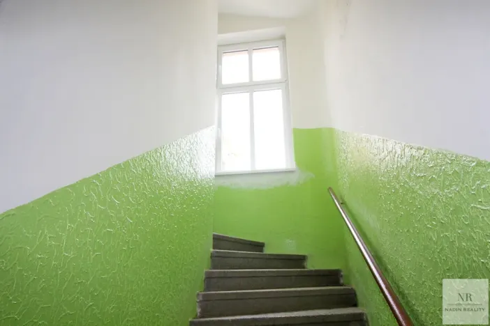Pronájem bytu 1+1, Karlovy Vary, Jízdárenská, 42 m2