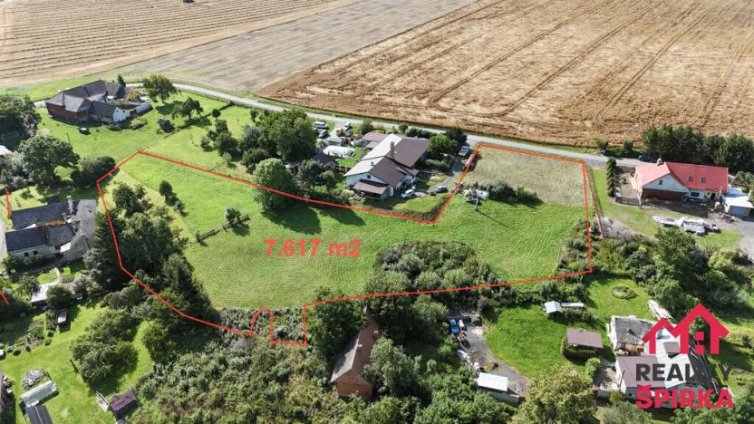 Prodej pozemku pro bydlení, Staré Město, 7617 m2