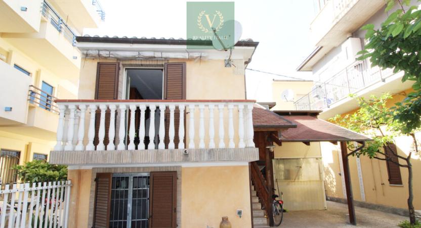 Prodej rodinného domu, Via Giovanni Pascoli,Silvi,Itálie, 128 m2