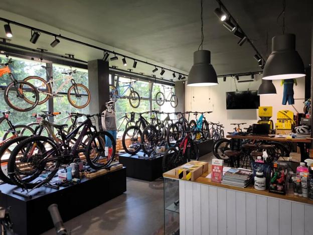 Pronájem obchodního prostoru, Nový Jičín, Dvořákova, 532 m2