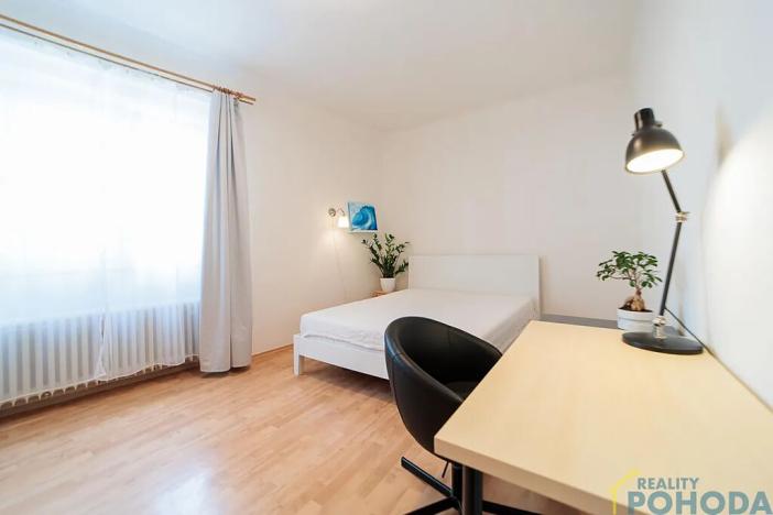 Prodej bytu 2+1, Praha - Žižkov, Biskupcova, 69 m2