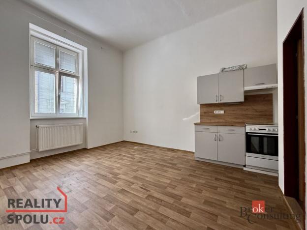 Pronájem bytu 2+kk, Opava - Město, Pekařská, 34 m2