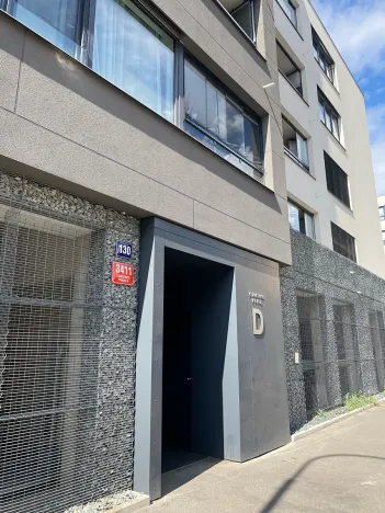 Pronájem bytu 2+kk, Praha, Plzeňská, 57 m2