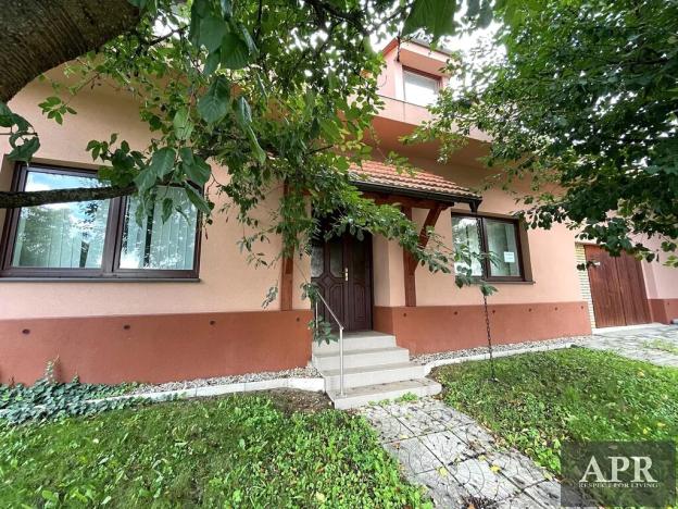 Prodej rodinného domu, Uherské Hradiště, Jižní, 267 m2