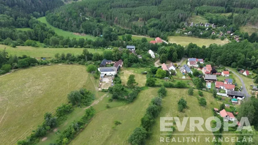 Prodej pozemku pro bydlení, Křelovice, 2093 m2