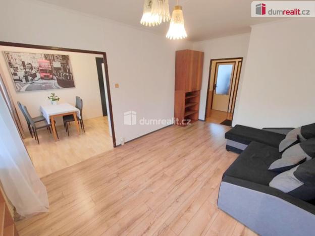 Prodej bytu 3+1, Praha - Prosek, Veltruská, 62 m2