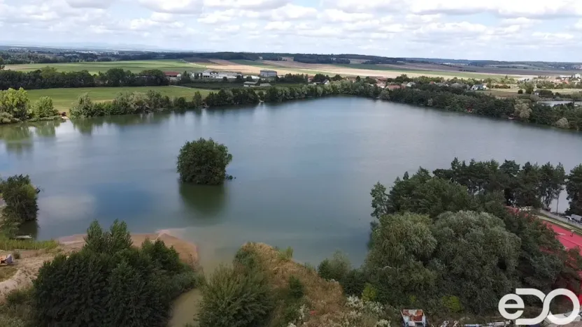 Pronájem skladu, Kratonohy, 600 m2