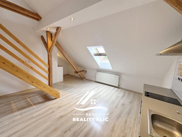 Pronájem bytu 2+kk, Ostrava, U Hřiště, 55 m2