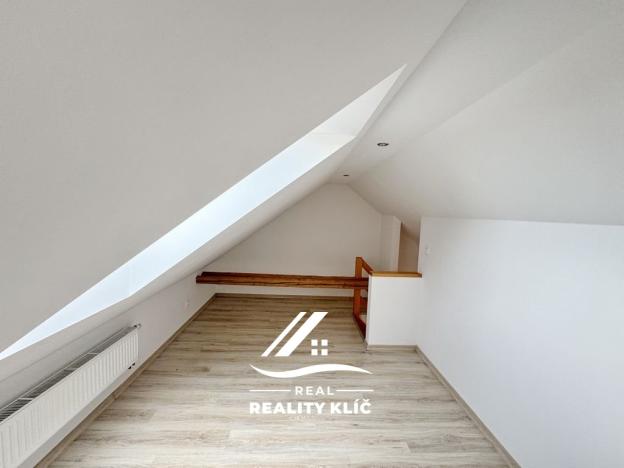 Pronájem bytu 2+kk, Ostrava, U Hřiště, 55 m2