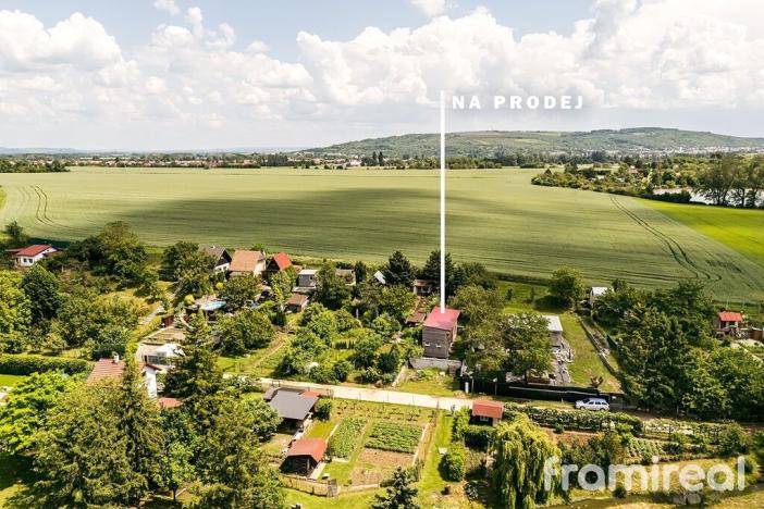 Prodej zahrady, Hrušovany u Brna, 339 m2