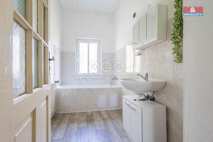 Prodej bytu 3+1, Žandov, Děčínská, 103 m2