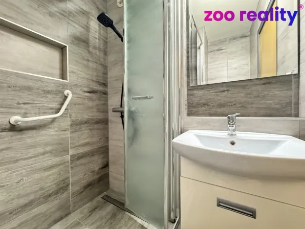 Prodej bytu 4+1, Jirkov, Tkalcovská, 75 m2