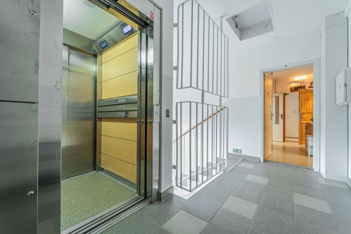 Prodej bytu 4+1, Praha - Hlubočepy, Gabinova, 96 m2