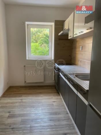 Pronájem bytu 2+kk, Náchod, Poděbradova, 32 m2