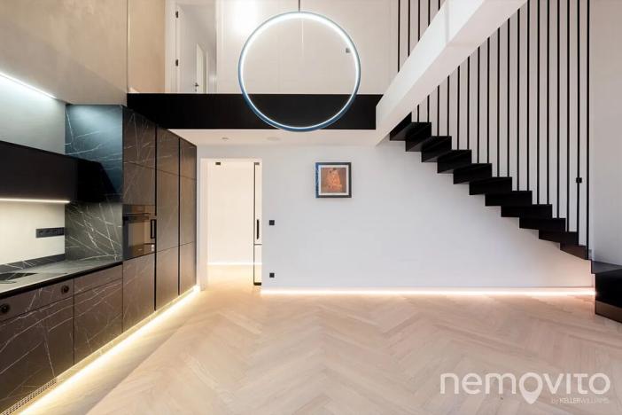 Prodej bytu 4+kk, Praha - Karlín, Sokolovská, 183 m2