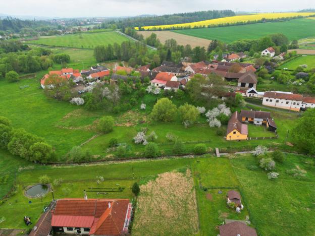 Prodej pozemku pro bydlení, Vápovice, 890 m2