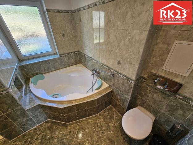 Prodej bytu 2+1, Mariánské Lázně, Nádražní náměstí, 78 m2